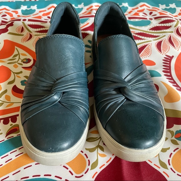Rockport Willa Bow Ruched Teal Leather Slip On 7.5 - Picture 9 of 10